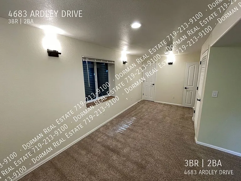 4683 Ardley Dr — Photo 15