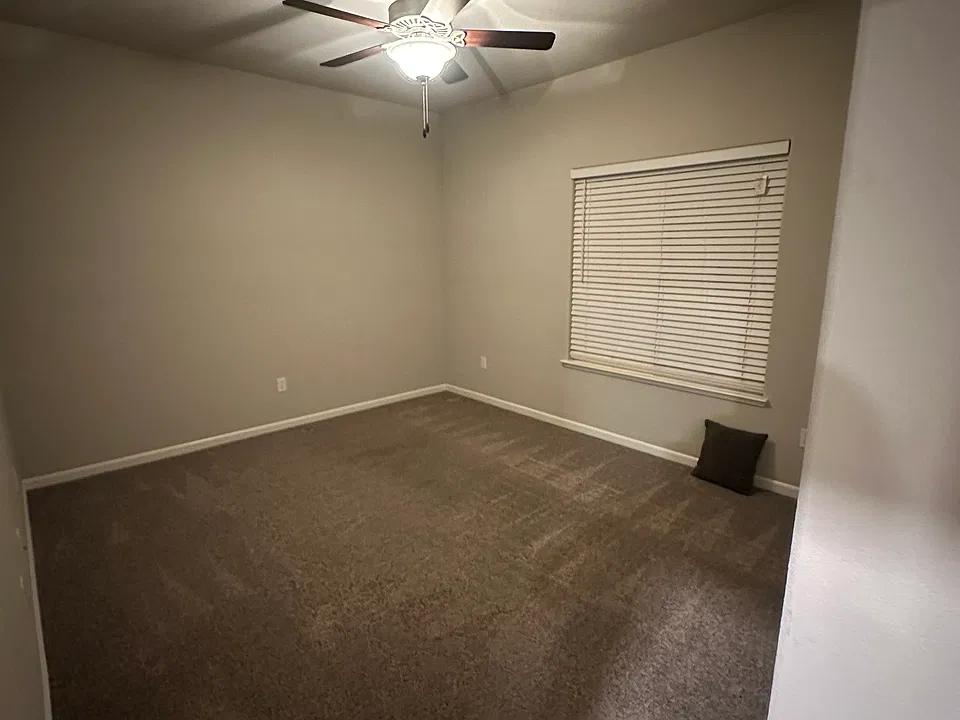 416 Laurel Ct