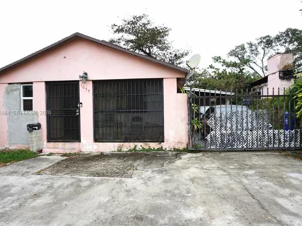 1667 NW 67th St, Miami, FL 33147