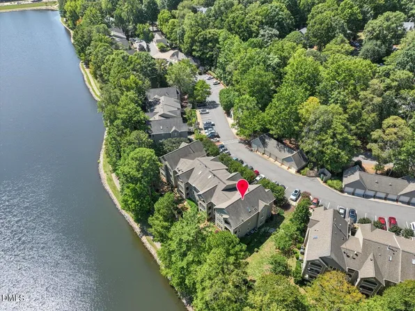 317 Glen Echo Ln, Cary, NC 27518