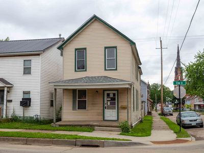 1499 Elm St, Dubuque, IA, 52001