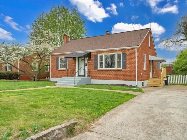 4622 Eden Dr NW, Roanoke, VA 24012