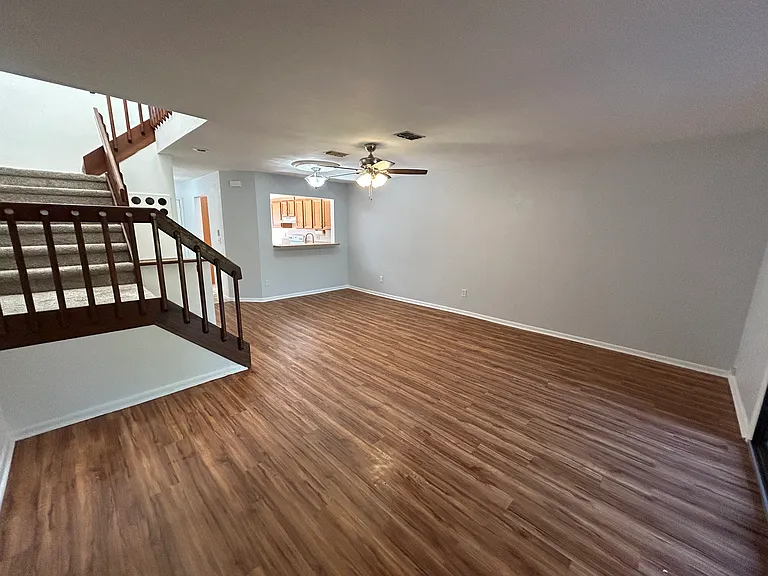160 Limewood Pl #2 — Photo 5