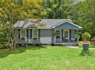 253 Oak Ridge Dr SE, Marietta, GA 30060