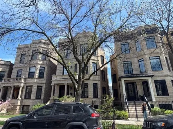 3725 N Magnolia Ave, Chicago, IL 60613