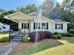 32 Pecan Dr, Selma, AL 36701