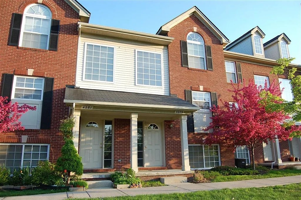 4279 Esplanade Ln photo 1