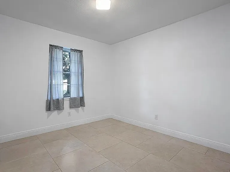 431 Whispering Pine Dr — Photo 11