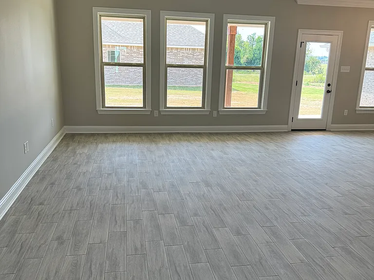 603 Gemstone Cir — Photo 5