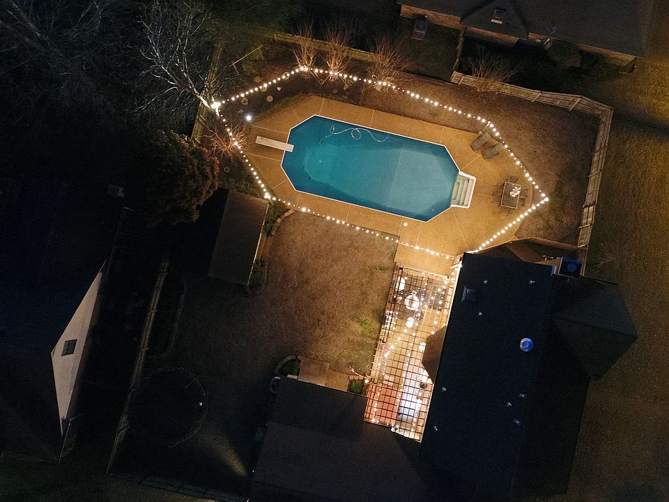 2nd image of 6623 Yale Rd