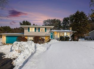 6142 Lake Harbor Rd, Norton Shores, MI 49441