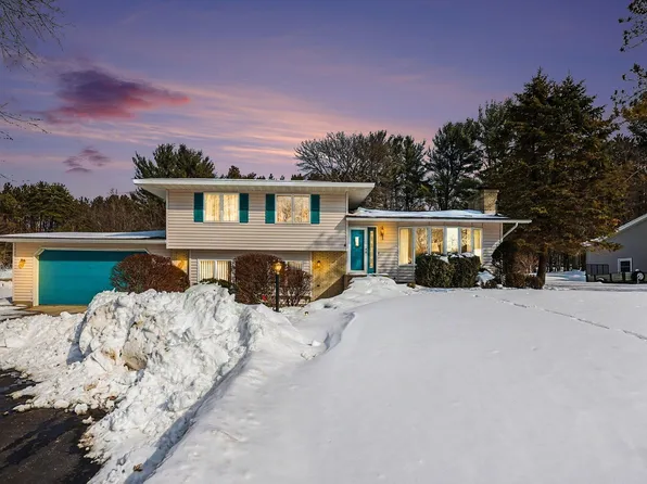 6142 Lake Harbor Rd, Norton Shores, MI 49441