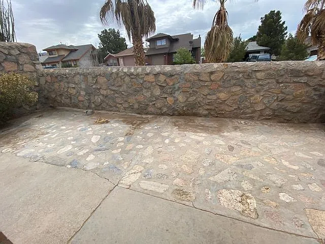 7421 Bishop Flores Dr — Photo 27