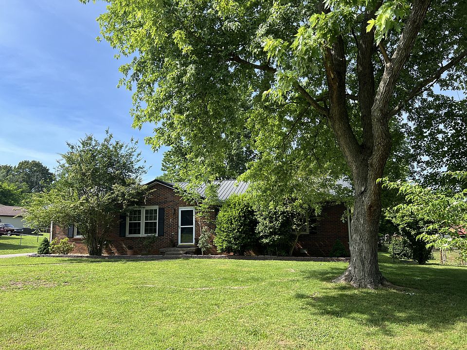 1861 Harriet Dr, Clarksville, TN 37040 Zillow