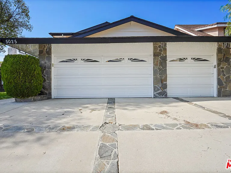 5025 Dantes View Dr — Photo 25