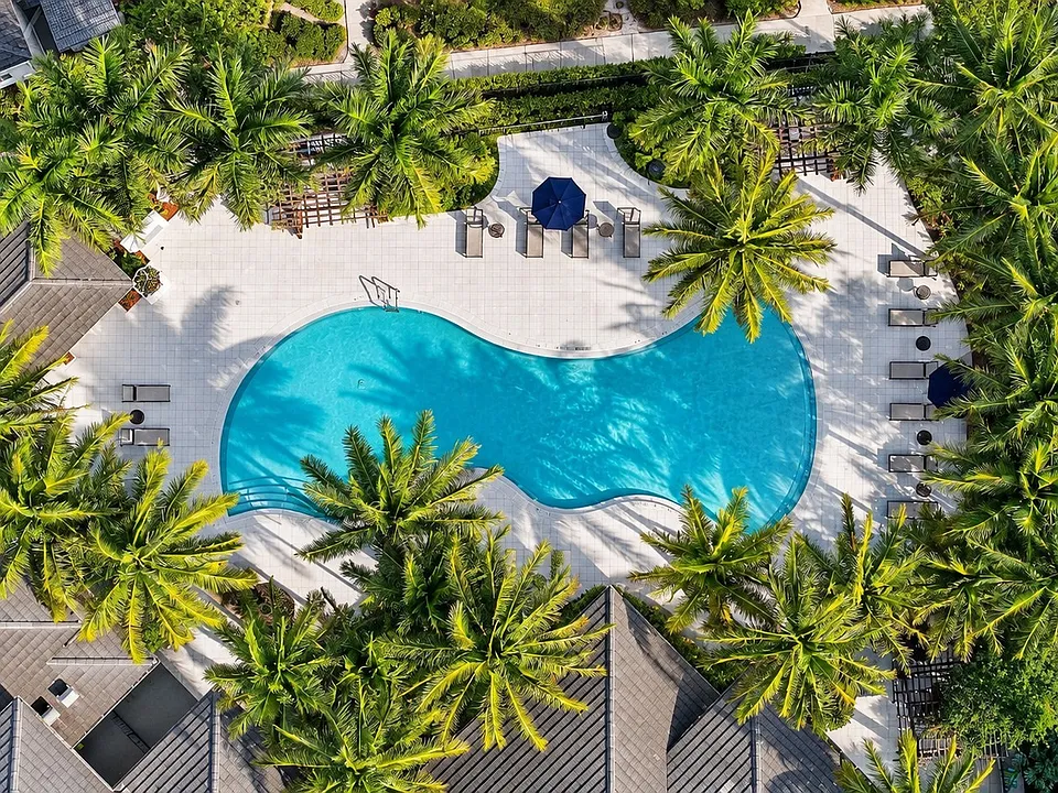 The Hamptons at Palm Beach Gardens Apartments