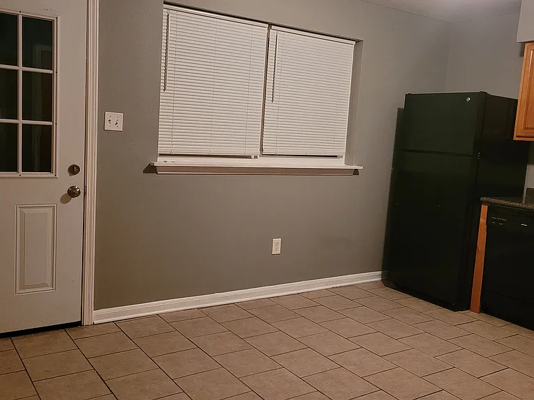 9104 Atreus St — Photo 10