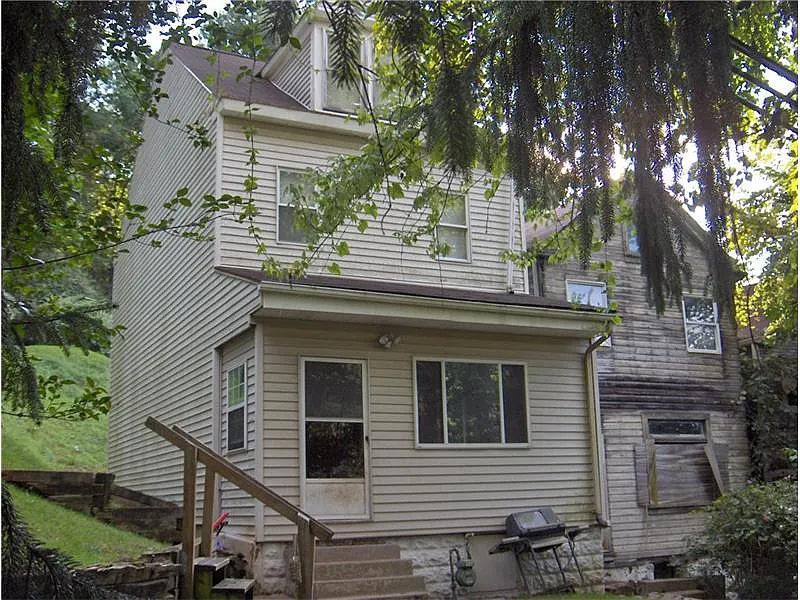 316-318 57th St photo 1