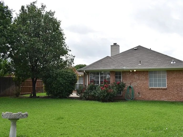 2767 Crystal Glenn Cir — Photo 9