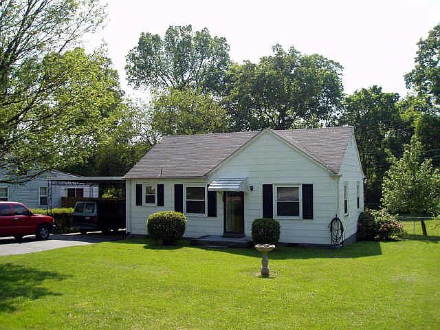 1st image of 909 Goodbar Dr