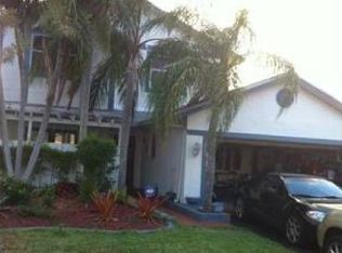 920 SW 98th Ter, Pembroke Pines, FL 33025