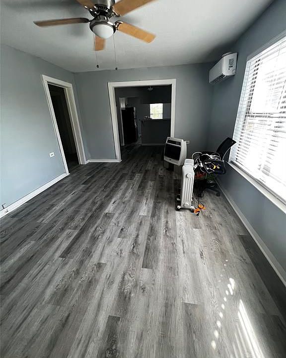 1st image of 313 Bolster St