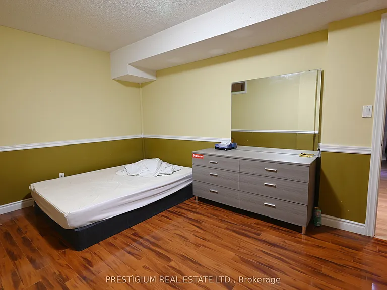 1412 Islington Ave #BASEMENT — Photo 13