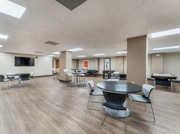 2110 Harmon Cove Tower image 47 of 50