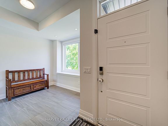 2nd image of 1130A Islington Ave