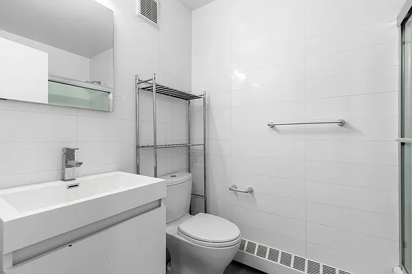 Rented by Douglas Elliman | media 44