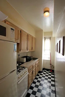 Rented by Hecht Group | media 19