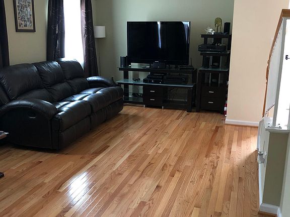 5th image of 3030 Southern Elm Ct