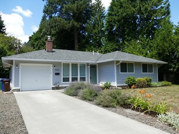 10851 SE Garrett Dr, Milwaukie, OR 97222