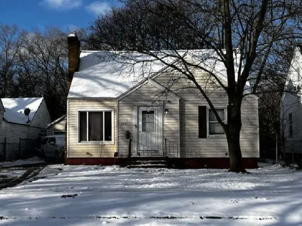 2925 Park St, Muskegon Heights, MI 49444