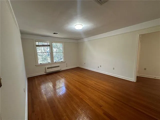 5404 Saint Charles Ave #F — Photo 6