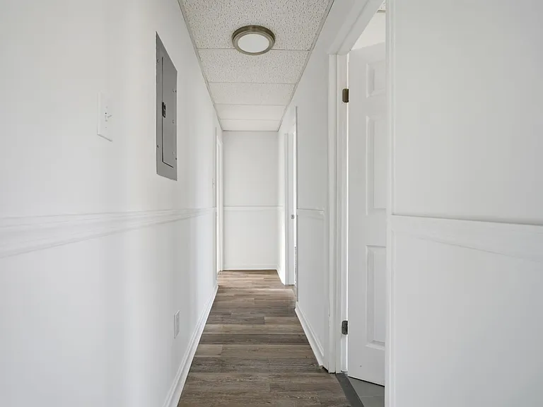 126 W 9th Ave — Photo 10