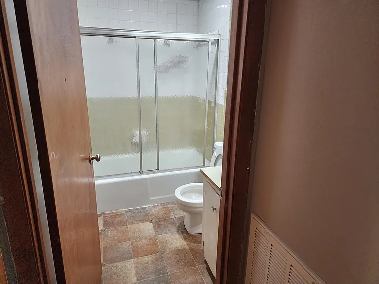 929 Autumn Ct — Photo 10