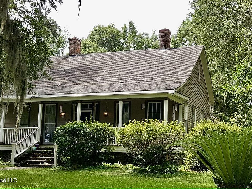 2nd image of 4430 McInnis Ave