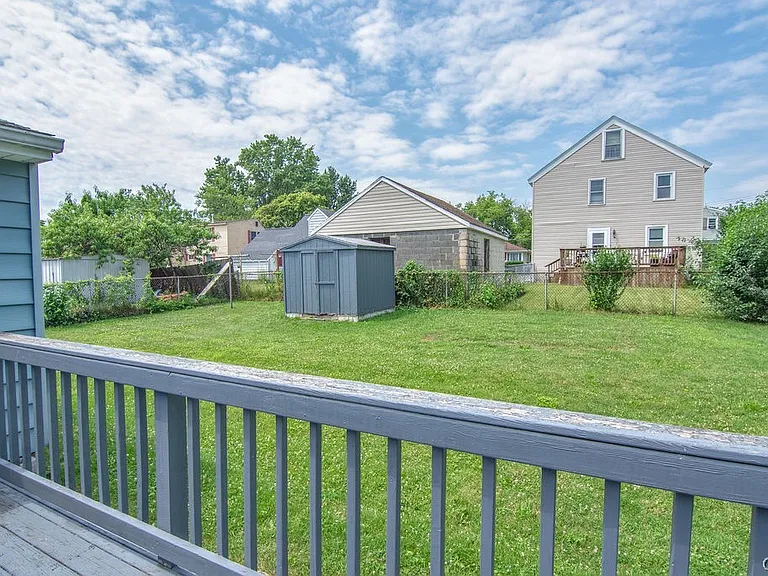 311 Swansea Ave — Photo 35