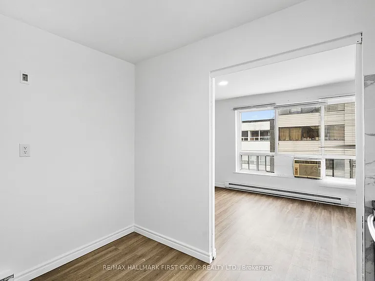 608 Gerrard St E #2 — Photo 5