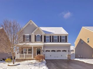 1010 Weatherburn Dr, Valencia, PA 16059