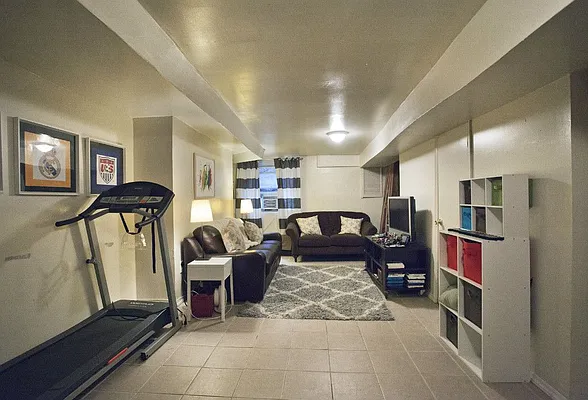 Rented by Level Group | media 8