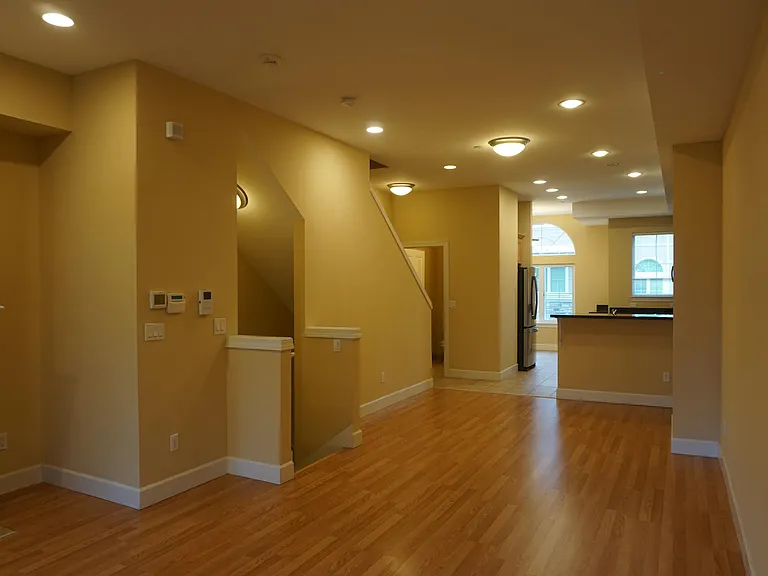Milano Apartment and Town Homes — Photo 24