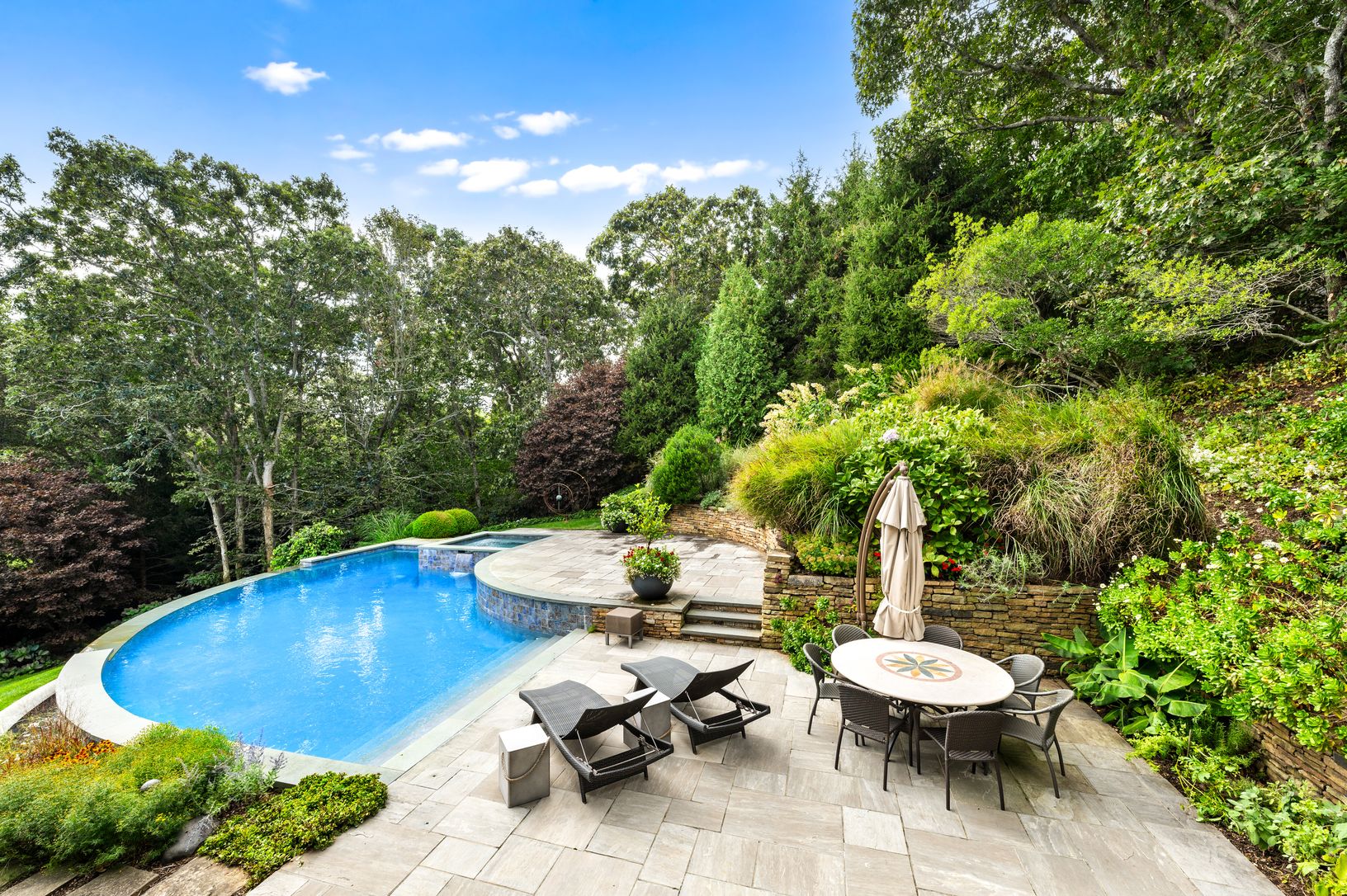  Spacious Patio and Infinity Edge Pool
