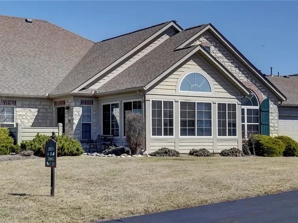 2885D Canterbury Cir, Port Clinton, OH 43452