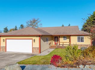 2030 SW 16th Ave, Oak Harbor, WA 98277