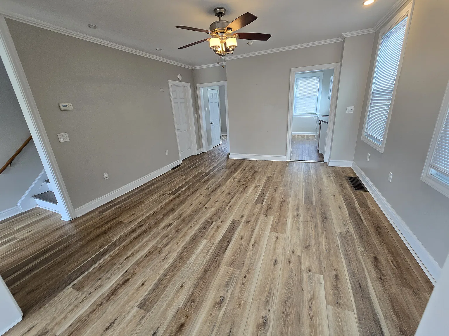 3 bed, 1.5 bath, 1575 sqft, $1,499 — Photo 4