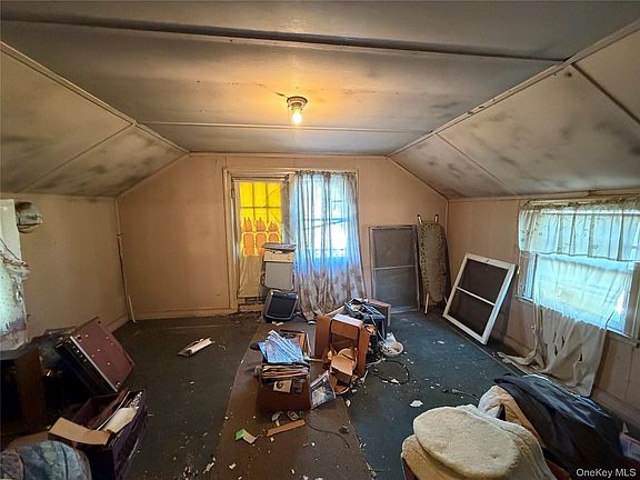 5th image of 60 Acorn Terrace