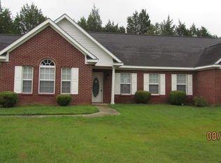 100 Crown Ridge Dr, Selma, AL 36701