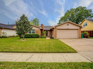 1217 Sandpiper Dr, Seabrook, TX 77586